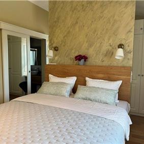 2 bedroom villa with heated pool & tennis court near Zadar, sleeps 4